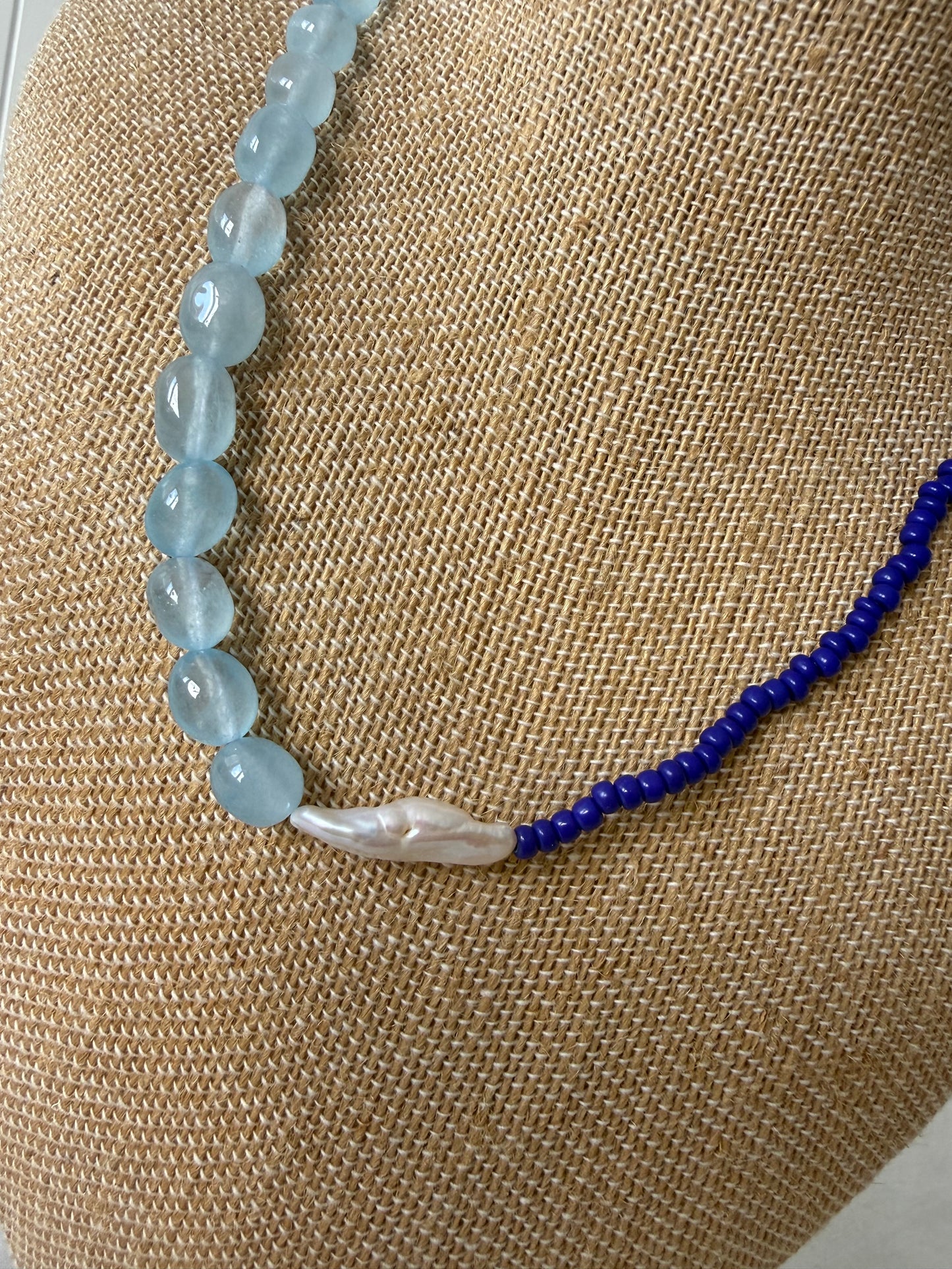 Azules