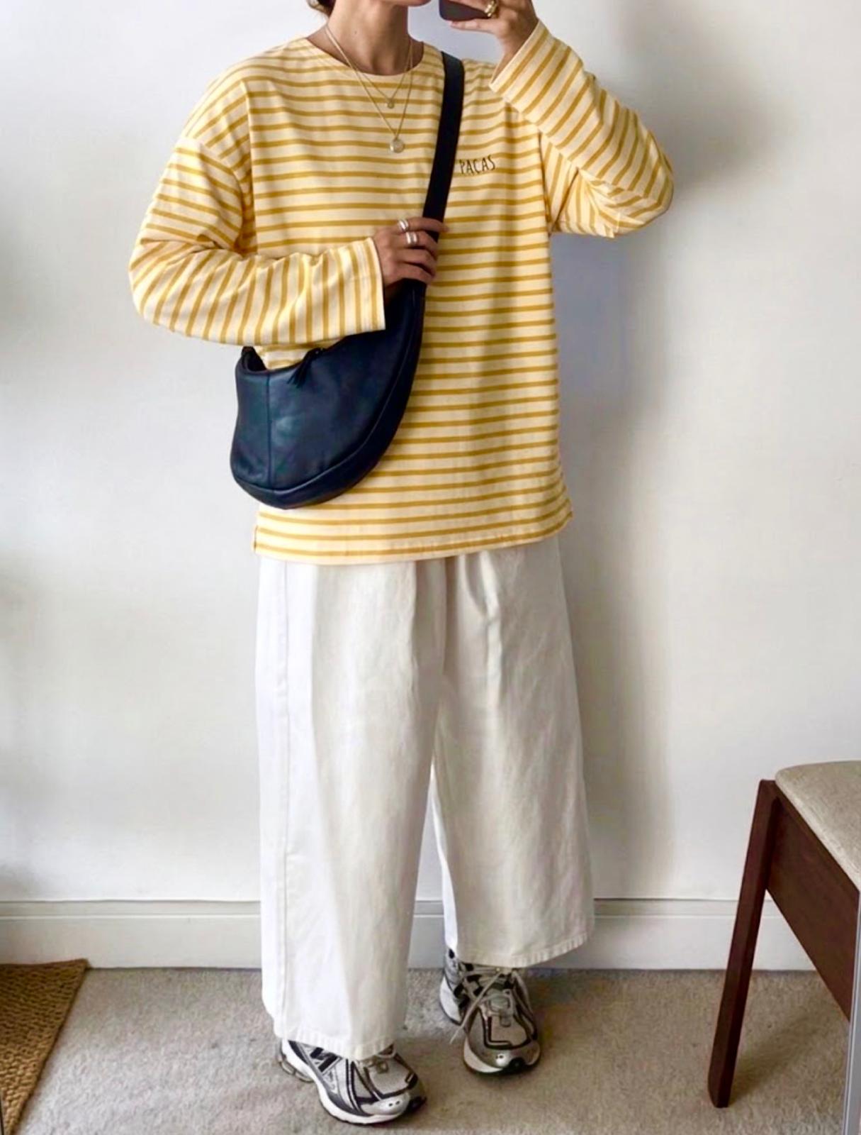 Yellow stripes